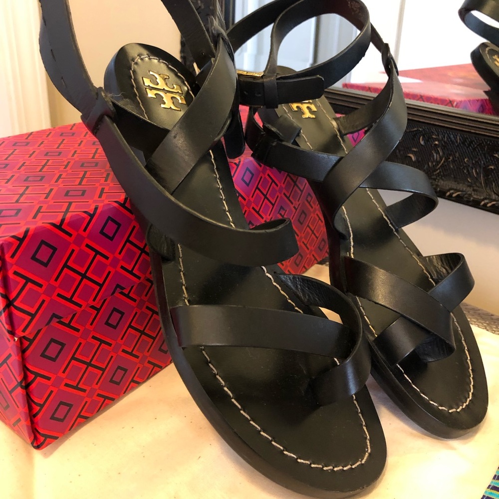 Like new, worn once Tory Burch black sandals
